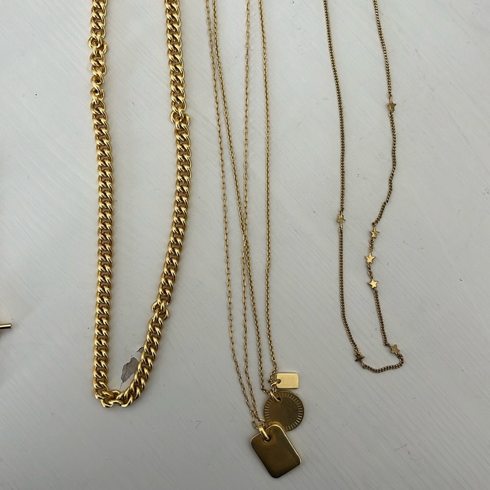 Various Madewell necklaces